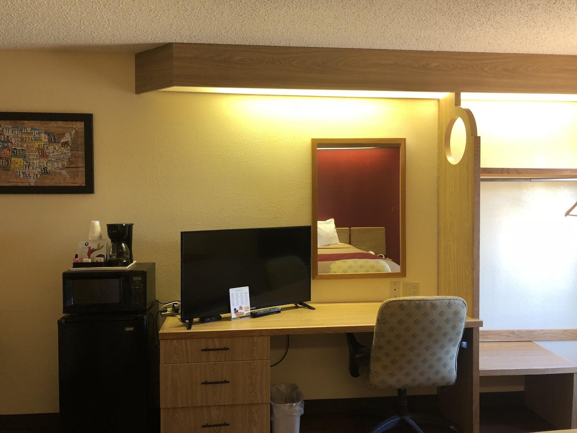 Econo Lodge Лондон Экстерьер фото
